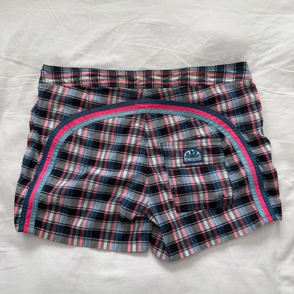 SUNDEK 2.5" Plaid Mesh‎ Lined Board Shorts Mens 33 Pink Blue Swim Trunks Beach - Picture 1 of 10